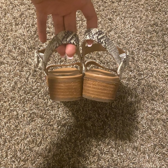 Steve Madden Platform Snakeskin Sandals - Picture 5 of 6